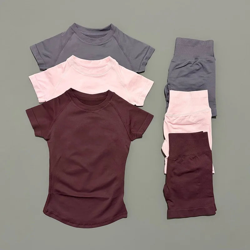 Seamless Crop & Shorts Set