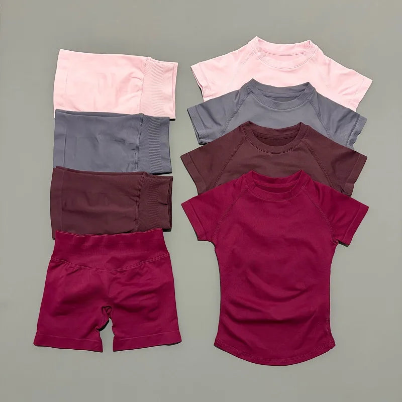 Seamless Crop & Shorts Set