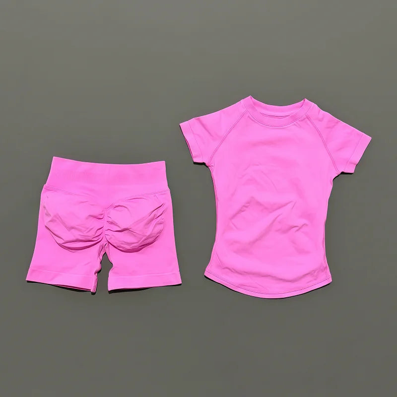 Seamless Crop & Shorts Set