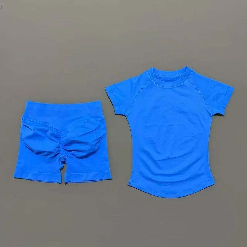 Seamless Crop & Shorts Set